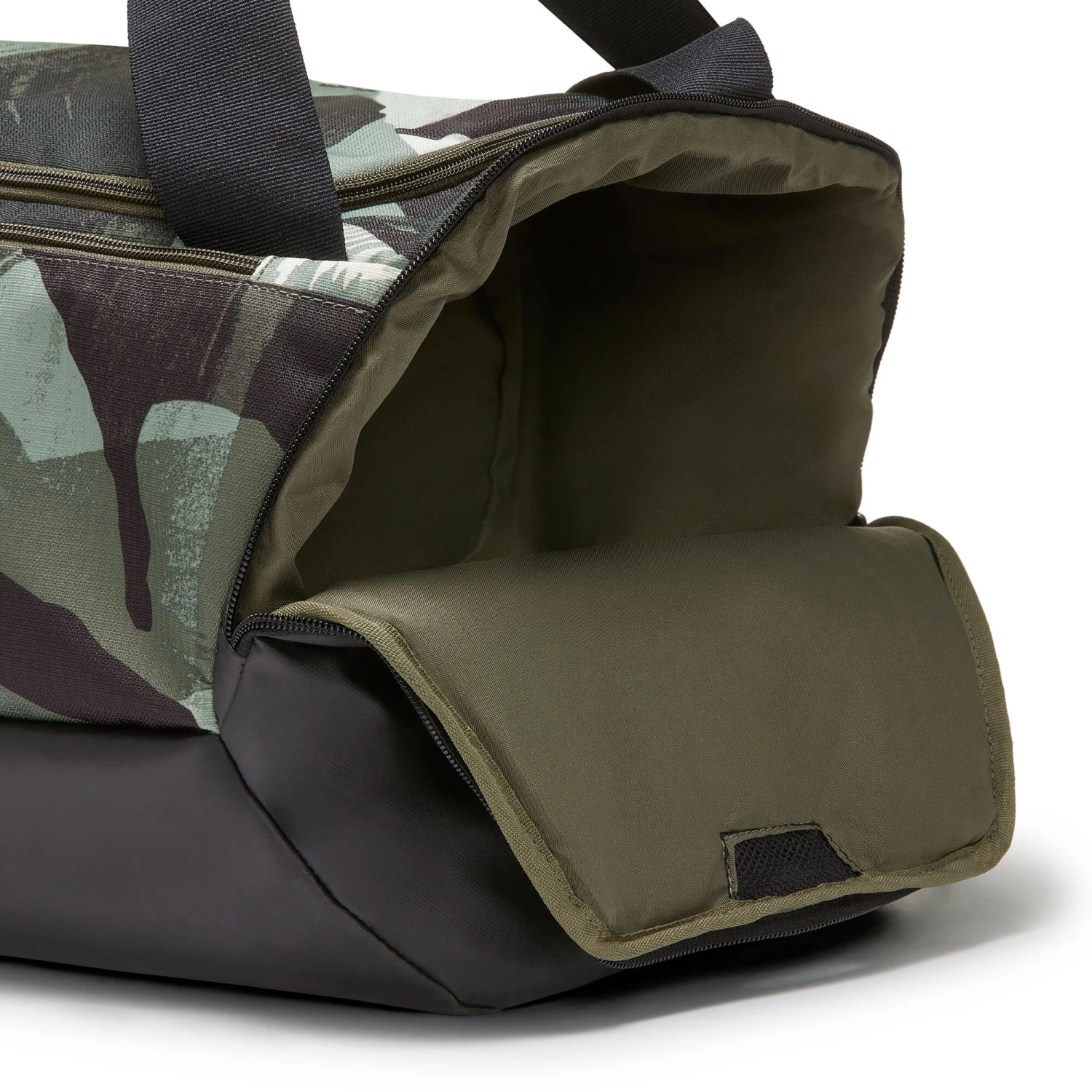 Nike Brasilia Sports Bag - Olive, Black 4 Nike Brasilia Sports Bag - Olive, Black - Image 3