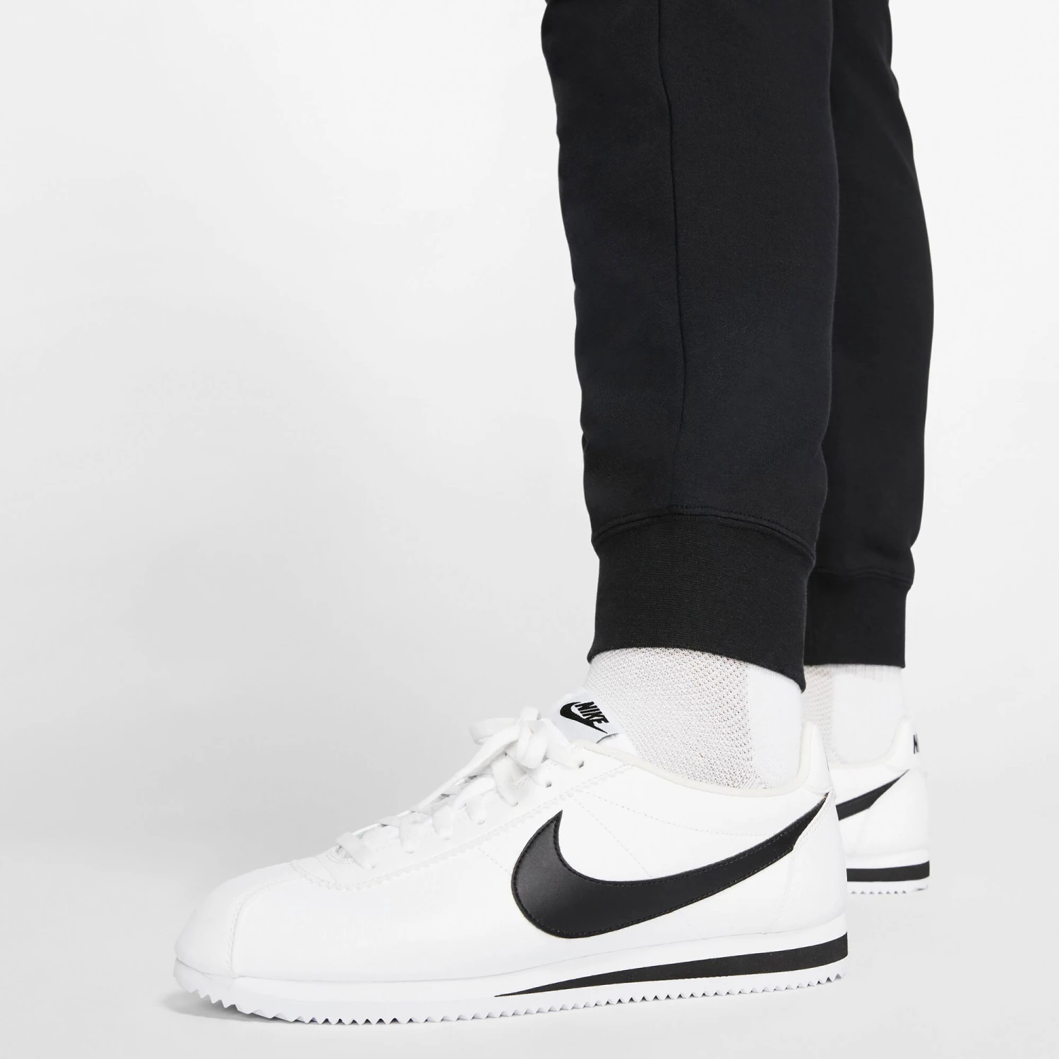 Nike Sportswear Essential Plus Size Training Pants Women - Black, White 10 Nike Sportswear Essential Plus Size Training Pants Women - Black, White - Image 8