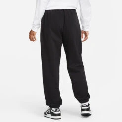 Nike Sportswear Club Fleece Mid-Rise Oversized Training Pants Women - Black 15 Nike Sportswear Club Fleece Mid-Rise Oversized Training Pants Women - Black -Padel Pro Shop 55471000 12