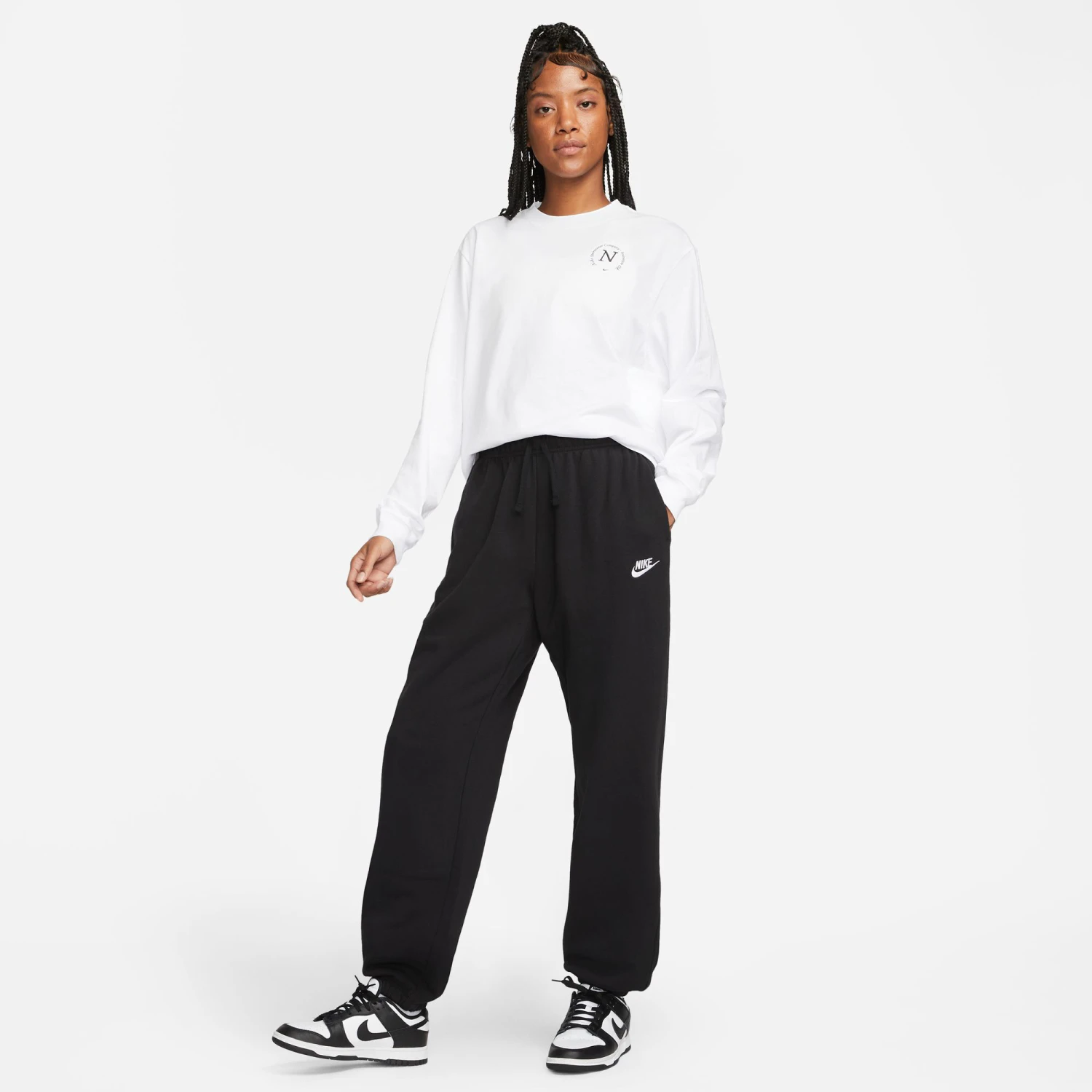 Nike Sportswear Club Fleece Mid-Rise Oversized Training Pants Women - Black 10 Nike Sportswear Club Fleece Mid-Rise Oversized Training Pants Women - Black - Image 8