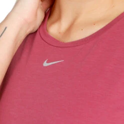 Nike Dri-Fit One Luxe STD T-Shirt Women - Berry -Padel Pro Shop 56681000 0 8