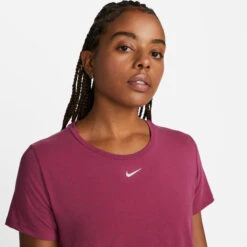 Nike Dri-Fit One Luxe STD T-Shirt Women - Berry -Padel Pro Shop 56681000 16
